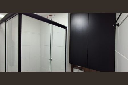 Banheiro Social de kitnet/studio para alugar com 1 quarto, 27m² em Vila Dom Pedro I, São Paulo