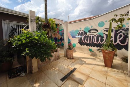 Casa à venda com 150m², 2 quartos e sem vagaQuintal