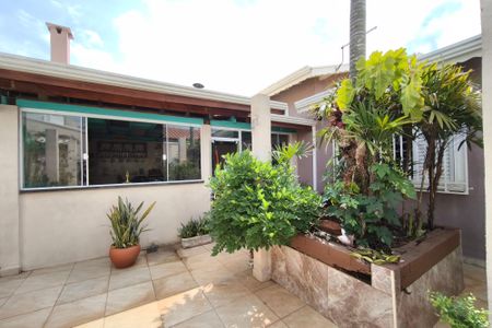 Casa à venda com 150m², 2 quartos e sem vagaQuintal