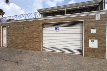 Casa à venda com 150m², 2 quartos e sem vagaPLACA INSTALADA NA FACHADA