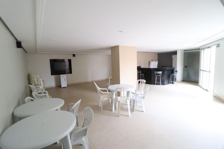 Apartamento para alugar com 140m², 4 quartos e 2 vagasÁrea comum - Salão de festas