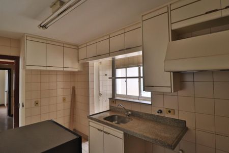 Apartamento para alugar com 140m², 4 quartos e 2 vagasCozinha