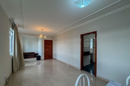 Sala de apartamento à venda com 3 quartos, 92m² em Sagrada Família, Belo Horizonte