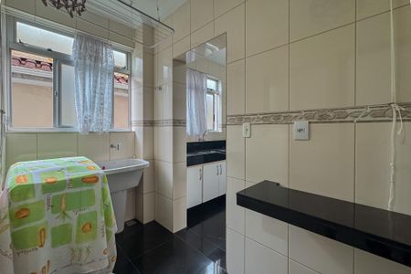 Apartamento à venda com 92m², 3 quartos e 2 vagas Apartamento à venda com 92m², 3 quartos e 2 vagasÁrea de Serviço