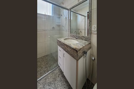 Banheiro da Suíte de apartamento à venda com 3 quartos, 92m² em Sagrada Família, Belo Horizonte