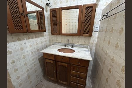 Apartamento à venda com 65m², 2 quartos e 2 vagasBanheiro