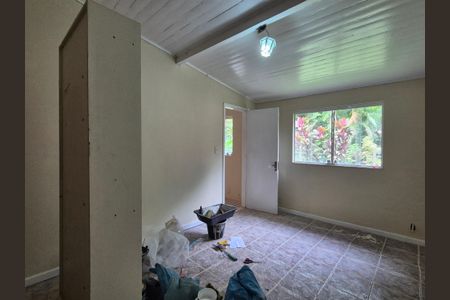 Quarto de casa para alugar com 1 quarto, 50m² em Vargem Grande, Rio de Janeiro