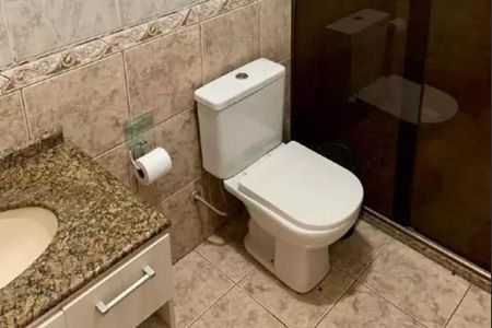 Casa para alugar com 192m², 3 quartos e 8 vagas Casa para alugar com 192m², 3 quartos e 8 vagasBanheiro 2