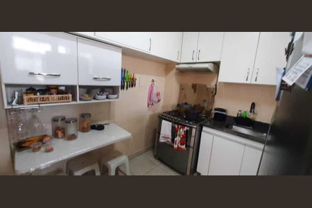 Cozinha de apartamento para alugar com 3 quartos, 90m² em Castelo, Belo Horizonte