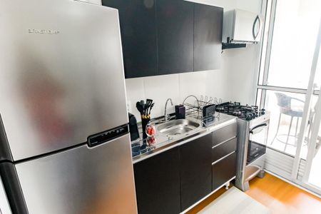 Apartamento para alugar com 30m², 2 quartos e sem vaga Apartamento para alugar com 30m², 2 quartos e sem vagaCozinha - Armários