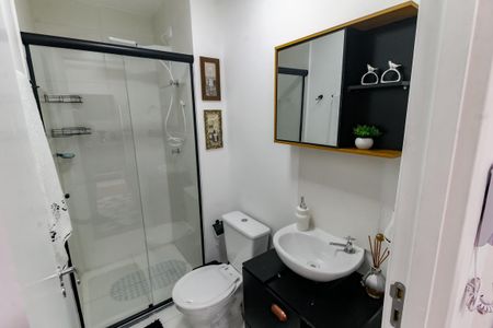 Banheiro de apartamento para alugar com 2 quartos, 30m² em Jardim Monte Kemel, São Paulo