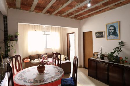 Sala de casa para alugar com 3 quartos, 110m² em Floresta, Belo Horizonte