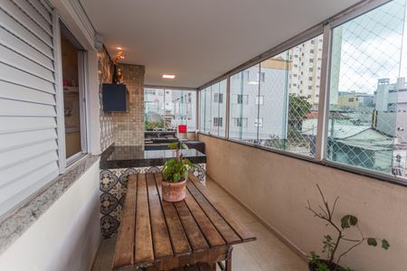 Apartamento à venda com 135m², 3 quartos e 2 vagas Apartamento à venda com 135m², 3 quartos e 2 vagasEspaço Gourmet/Área de Serviço