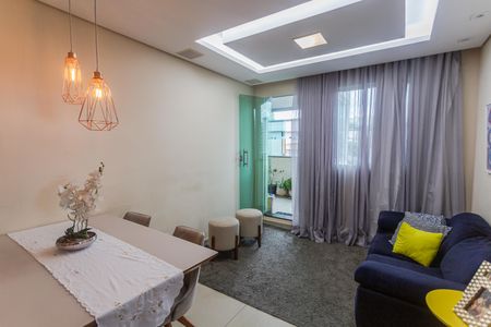 Sala de apartamento à venda com 3 quartos, 135m² em Sagrada Família, Belo Horizonte