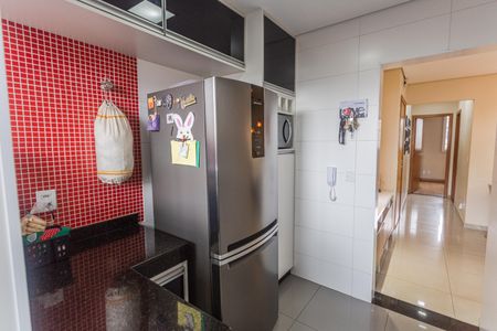 Apartamento à venda com 135m², 3 quartos e 2 vagas Apartamento à venda com 135m², 3 quartos e 2 vagasCozinha