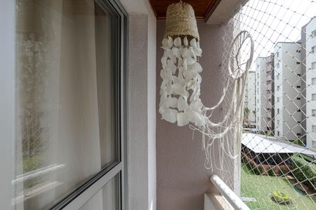 Sacada da Sala de apartamento para alugar com 2 quartos, 61m² em Nova Mogilar, Mogi das Cruzes