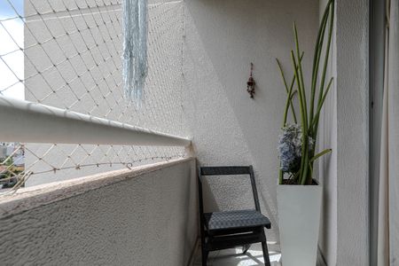 Sacada de apartamento para alugar com 2 quartos, 61m² em Nova Mogilar, Mogi das Cruzes