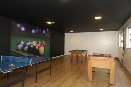 Apartamento para alugar com 45m², 2 quartos e 1 vagaÁrea comum - Sala de jogos