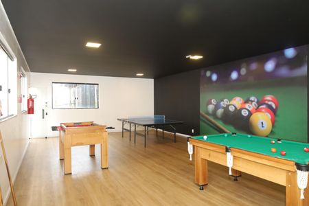 Apartamento para alugar com 45m², 2 quartos e 1 vagaÁrea comum - Sala de jogos