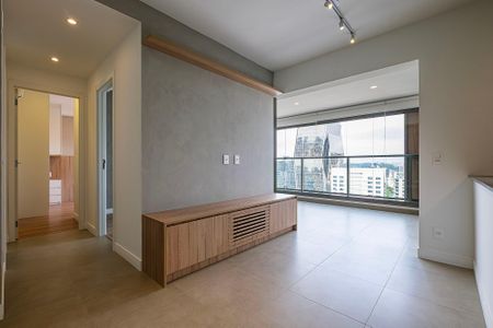 Sala/Cozinha de apartamento para alugar com 2 quartos, 71m² em Pinheiros, São Paulo