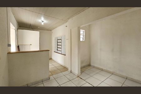 Sala de casa para alugar com 2 quartos, 30m² em Campininha, São Paulo