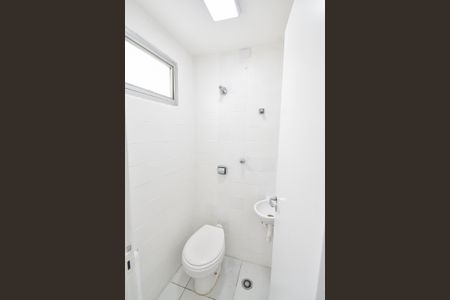 Apartamento à venda com 65m², 2 quartos e 1 vagaBanheiro de serviço