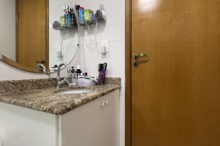 Apartamento à venda com 70m², 3 quartos e 2 vagasBanheiro