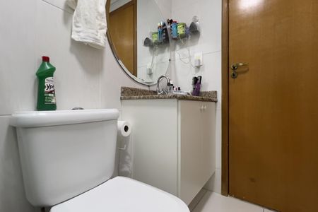 Apartamento à venda com 70m², 3 quartos e 2 vagasBanheiro