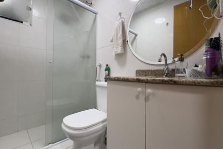 Apartamento à venda com 70m², 3 quartos e 2 vagasBanheiro
