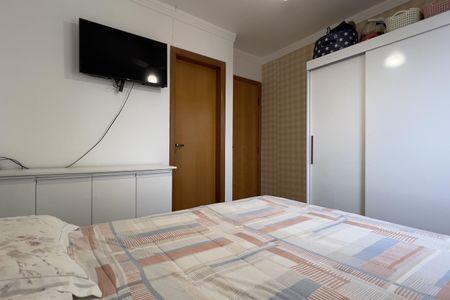 Apartamento à venda com 70m², 3 quartos e 2 vagasSuíte
