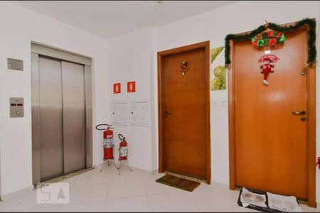 Apartamento à venda com 70m², 3 quartos e 2 vagasHall de entrada