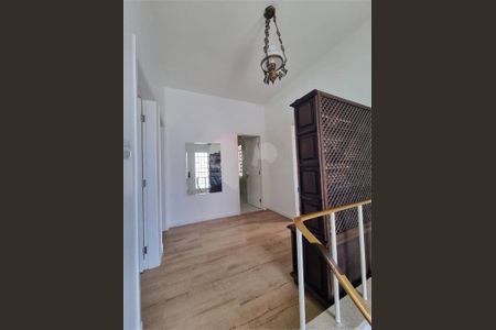 Casa à venda com 4 quartos, 300m² em Planalto Paulista, São Paulo