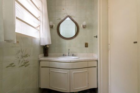 Casa à venda com 5 quartos, 300m² em Pacaembu, São Paulo