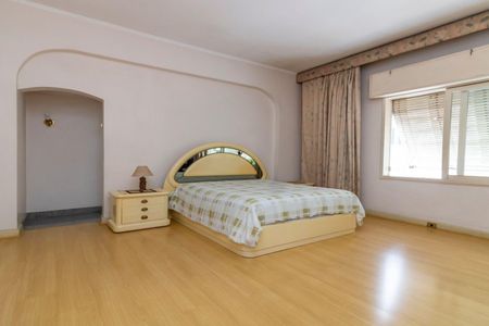 Casa à venda com 5 quartos, 300m² em Pacaembu, São Paulo