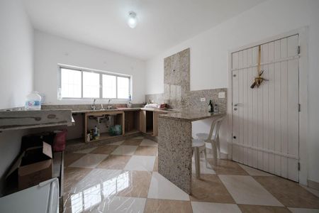 Casa à venda com 261m², 4 quartos e 4 vagasSala/Cozinha