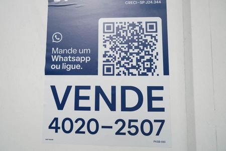 Casa à venda com 261m², 4 quartos e 4 vagasFachada