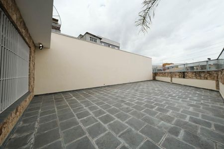 Casa à venda com 261m², 4 quartos e 4 vagasQuintal