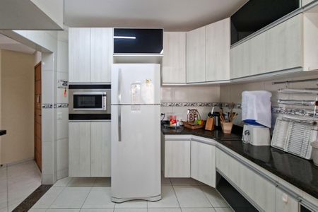Apartamento para alugar com 96m², 2 quartos e 1 vagaCozinha