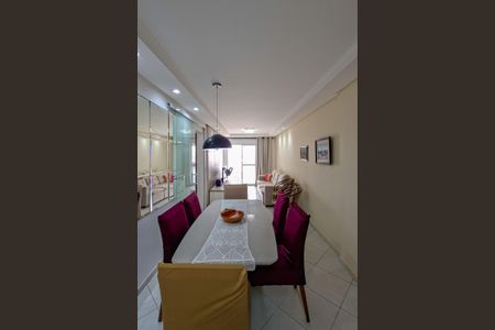 Apartamento para alugar com 96m², 2 quartos e 1 vagaSala