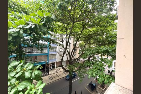 Vista da Sala de apartamento à venda com 3 quartos, 105m² em Copacabana, Rio de Janeiro