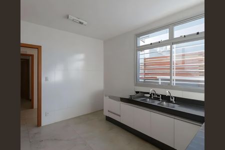 Cozinha de casa para alugar com 3 quartos, 306m² em São Bento, Belo Horizonte