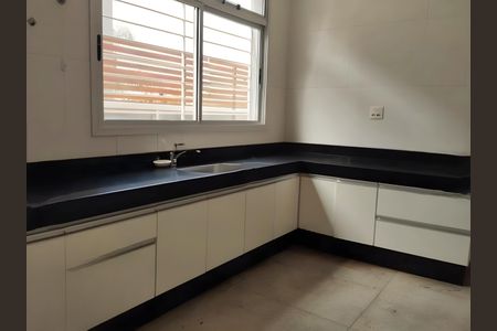 Cozinha de casa para alugar com 3 quartos, 306m² em São Bento, Belo Horizonte