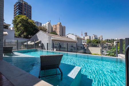 Studio para alugar com 28m², 1 quarto e sem vaga Studio para alugar com 28m², 1 quarto e sem vagaPiscina