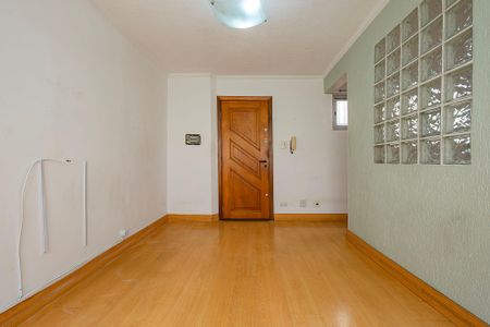 Sala de apartamento à venda com 3 quartos, 66m² em Alto de Pinheiros, São Paulo