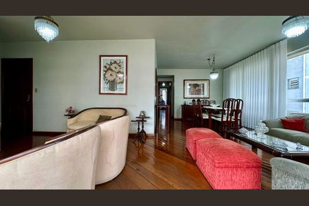 Apartamento à venda com 166m², 4 quartos e 2 vagasSala 