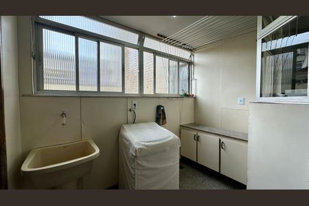 Apartamento à venda com 166m², 4 quartos e 2 vagasÁrea de serviço