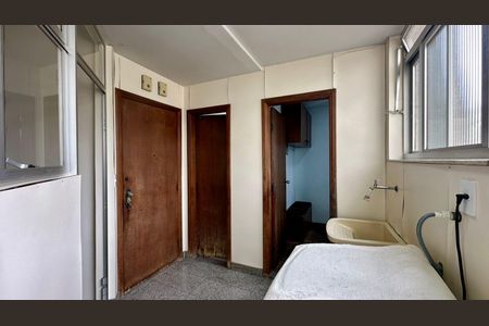 Apartamento à venda com 166m², 4 quartos e 2 vagasÁrea de serviço