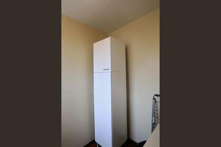 Apartamento à venda com 150m², 3 quartos e 2 vagas Apartamento à venda com 150m², 3 quartos e 2 vagasQuarto de Serviço