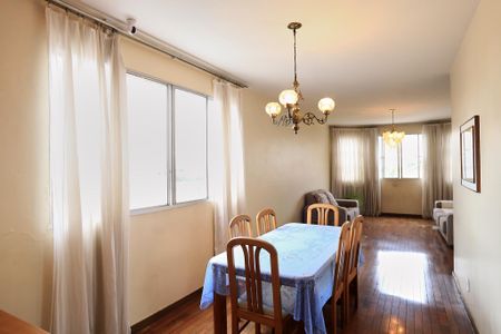 Sala de apartamento à venda com 3 quartos, 150m² em Carmo, Belo Horizonte