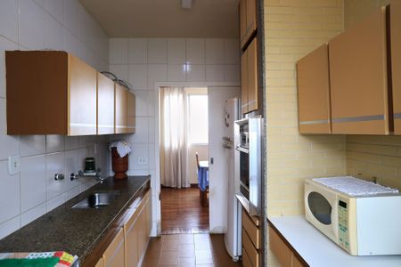 Apartamento à venda com 150m², 3 quartos e 2 vagas Apartamento à venda com 150m², 3 quartos e 2 vagasCozinha